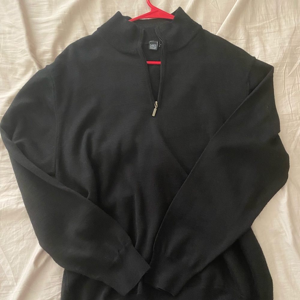 Sak’s fifth Ave v-neck sweater